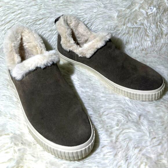 Timberland Slip-Ons Warm Lined Skyla Bay Taupe Size 7 Women's - Picture 1 of 10